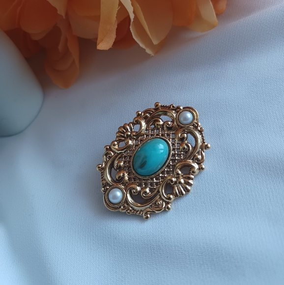 Golden Turquoise Brooch with Pearls - Picture 6 of 12